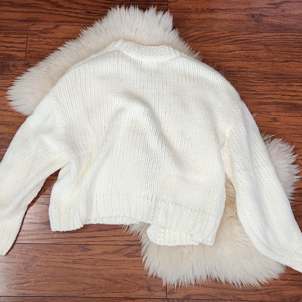 Luna Ivy Smiley Face Chunky Knit Open Front Cardigan - Picture 4 of 4